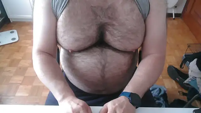 mikeyhotbear online show from 05/24/26, 06:13