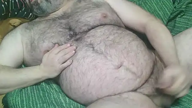 mikeyhotbear online show from 01/06/25, 08:57