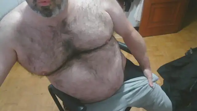 mikeyhotbear online show from 11/20/25, 07:31