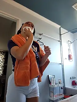 RuggyRackz online show from 10/28/25, 04:17