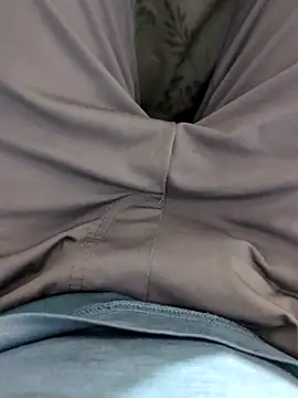 Snapshot of Elixire1 chatting on 10/05/25, 07:26 Elixire1 online show from 10/05/25, 07:26