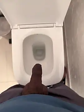 Snapshot of Elixire1 chatting on 10/09/25, 07:58 Elixire1 online show from 10/09/25, 07:58