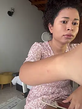 GabriSaenz online show from 04/07/26, 01:46