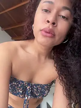 GabriSaenz online show from 06/03/26, 02:29