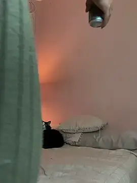 GabriSaenz online show from 12/15/24, 02:41