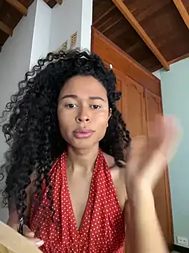 GabriSaenz online show from 03/18/25, 01:23