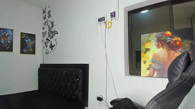 Snapshot of Emattaylor chatting on 12/03/24, 11:07 Emattaylor online show from 12/03/24, 11:07