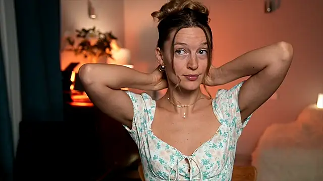 Snapshot of Special___ chatting on 03/12/25, 04:24 Special online show from 03/12/25, 04:24