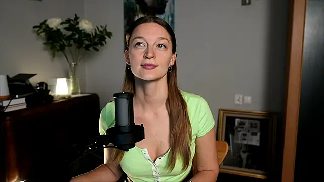 Snapshot of Special___ chatting on 12/29/24, 05:33 Special online show from 12/29/24, 05:33