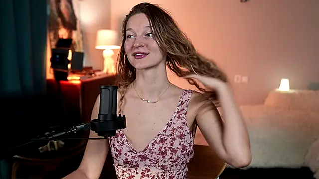 Snapshot of Special___ chatting on 03/07/25, 03:28 Special online show from 03/07/25, 03:28