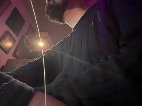 htk1975 online show from 12/17/25, 10:09