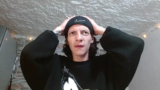 omar alurba online show from 12/18/25, 10:35