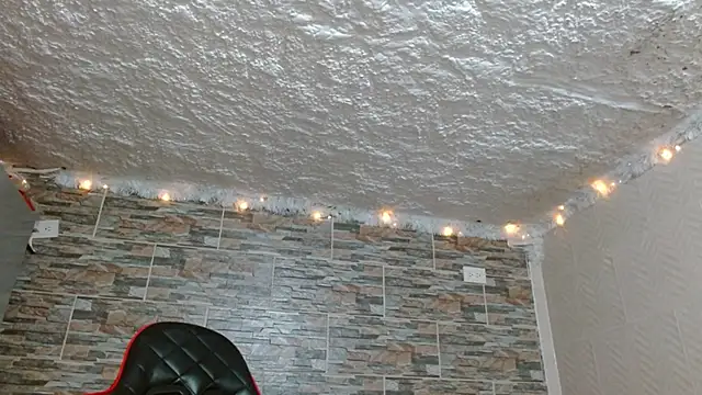 omar alurba online show from 10/17/25, 05:22