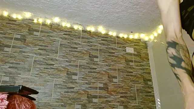 omar alurba online show from 10/18/25, 06:32