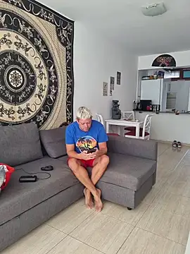 Snapshot of Trucker_Hunter chatting on 02/17/26, 11:51 Trucker Hunter online show from 02/17/26, 11:51