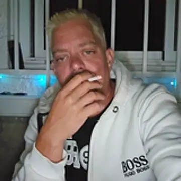 Snapshot of Trucker_Hunter chatting on 01/05/26, 11:08 Trucker Hunter online show from 01/05/26, 11:08