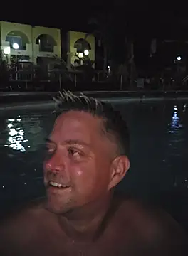 Snapshot of Trucker_Hunter chatting on 09/20/25, 10:48 Trucker Hunter online show from 09/20/25, 10:48