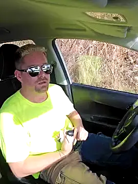 Snapshot of Trucker_Hunter chatting on 03/05/25, 11:49 Trucker Hunter online show from 03/05/25, 11:49