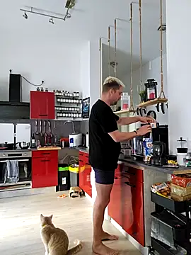 Snapshot of Trucker_Hunter chatting on 03/15/25, 08:04 Trucker Hunter online show from 03/15/25, 08:04