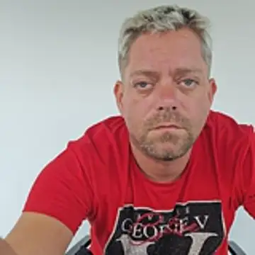 Snapshot of Trucker_Hunter chatting on 02/26/26, 09:53 Trucker Hunter online show from 02/26/26, 09:53