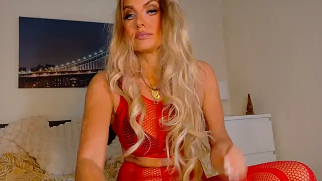 Tinkerbell822 online show from 10/24/25, 07:40