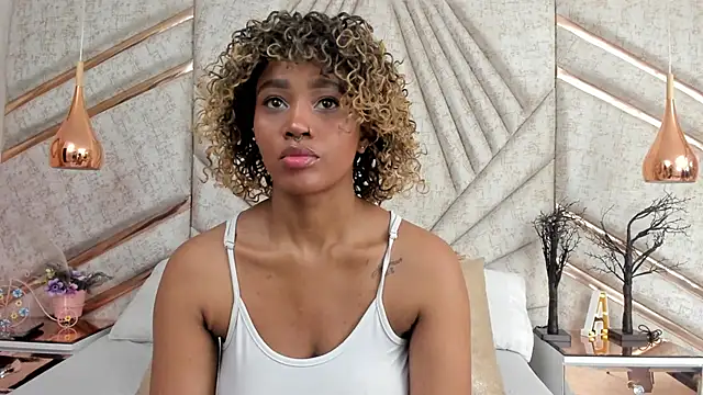 AgataRinaldi online show from 10/29/25, 09:03