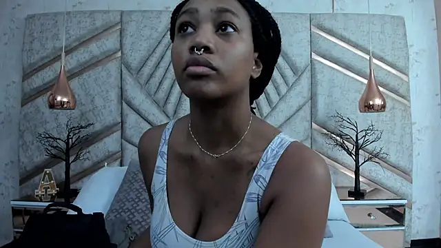 AgataRinaldi online show from 04/05/26, 08:37