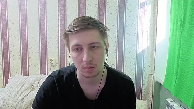 darienlarge online show from 03/29/26, 02:30