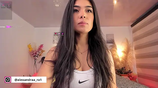Snapshot of Alexandra_ra chatting on 02/22/25, 05:13 Alexandra ra online show from 02/22/25, 05:13