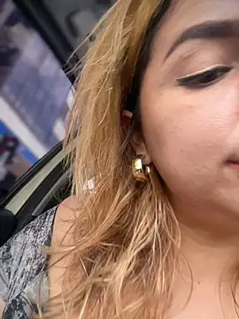 sammyqueenx21 online show from 11/17/25, 04:00