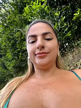 Snapshot of sammyqueenx21 chatting on 06/02/26, 11:54 sammyqueenx21 online show from 06/02/26, 11:54