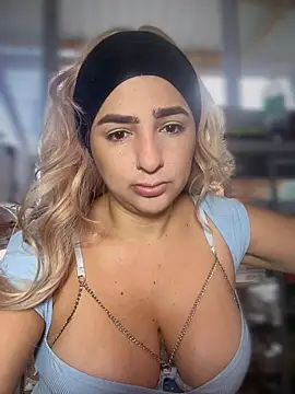 sammyqueenx21 online show from 11/21/25, 01:32