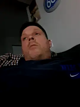 curiouscock38 online show from 04/19/26, 07:53