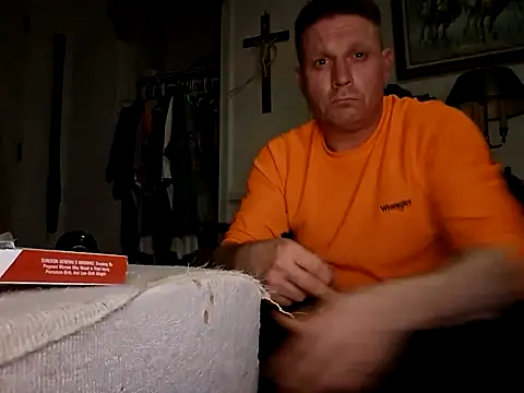 curiouscock38 online show from 04/24/26, 07:32