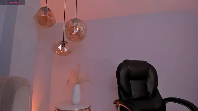 ErikaBenz  online show from 02/08/26, 12:14