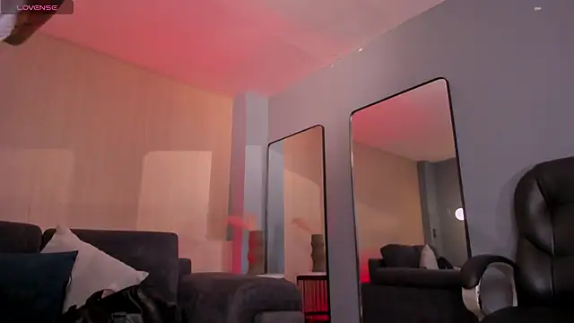 ErikaBenz  online show from 02/15/26, 12:15