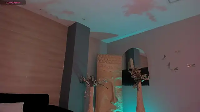 ErikaBenz  online show from 04/04/26, 12:12