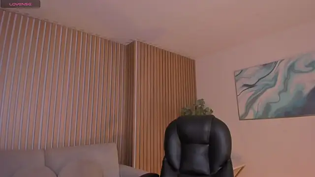 ErikaBenz  online show from 02/13/26, 12:16