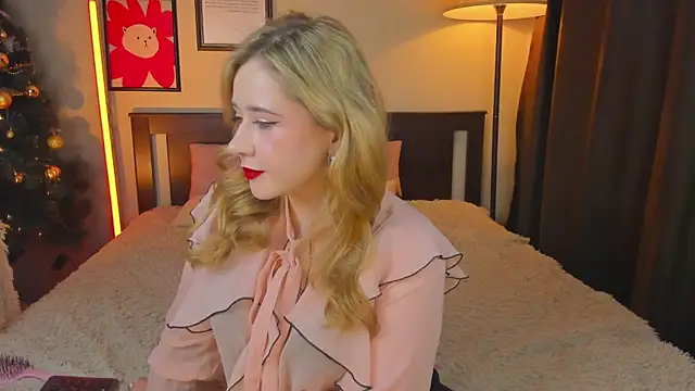 Lav Tender online show from 12/21/25, 09:26