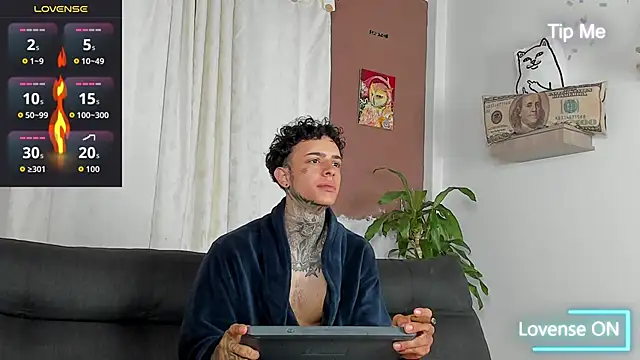 Aron ford online show from 10/22/25, 11:42