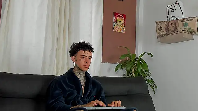 Aron ford online show from 10/23/25, 12:04