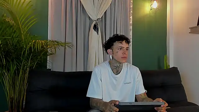 Aron ford online show from 11/01/25, 09:58