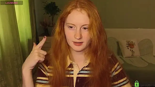 Snapshot of astoria_ross_ chatting on 06/15/26, 03:12 astoria ross online show from 06/15/26, 03:12