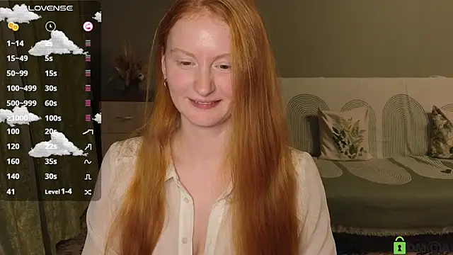 astoria ross  online show from 12/15/25, 03:18