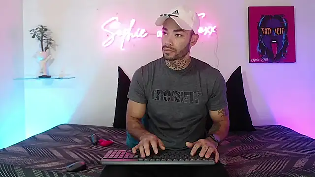 Snapshot of SophieFoxx17 chatting on 02/02/26, 11:53 SophieFoxx17 online show from 02/02/26, 11:53