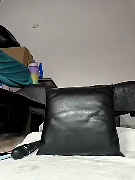 Snapshot of shelby_kutter chatting on 02/06/26, 06:26 shelby kutter online show from 02/06/26, 06:26