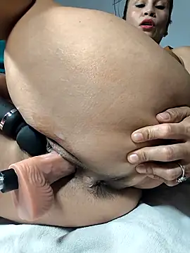 Snapshot of shelby_kutter chatting on 03/07/26, 04:23 shelby kutter online show from 03/07/26, 04:23