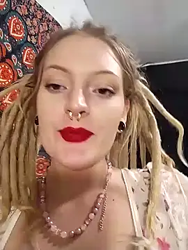 xomikaylaxo online show from 01/31/25, 08:22