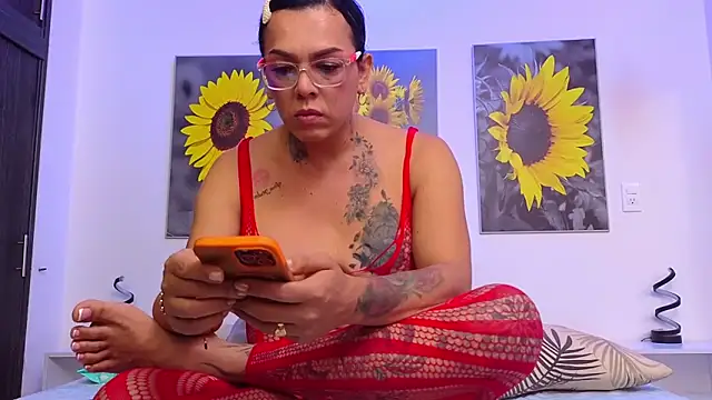 KataLehlla online show from 11/08/25, 01:25