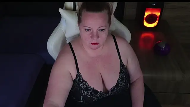MolligSpielle online show from 04/20/26, 06:09